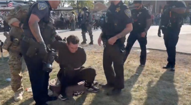 Federal agents trapped and rammed by cars near Chicago, a driver shot; Portland anarchists rumble